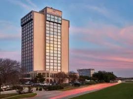 Crowne Plaza Dallas Market Ctr - Love Field, an IHG Hotel