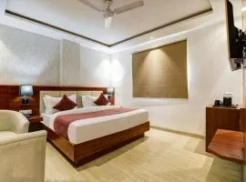 Hotel Naazakar suites Palace