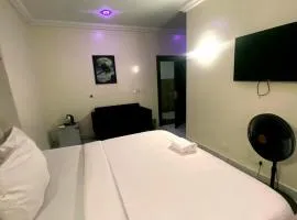 Centenary Hotel