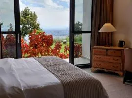 RUBONA HILL Lodge
