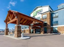 Holiday Inn Express Hotel & Suites Lander by IHG