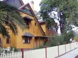 รูปภาพของโรงแรม: Burwood Bed and Breakfast