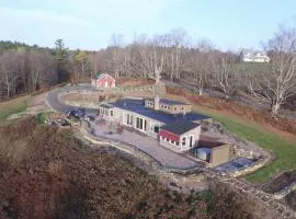 13 Hills Bed & Breakfast