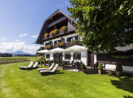 Hotel Photo: Friesachers Aniferhof