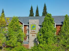 מלון צילום: Lake Natoma Inn