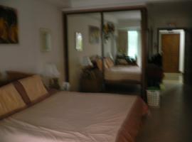 Фотографія готелю: View Talay resort 5C 115 minimum stay 29 nights