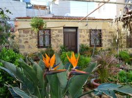 Mystery Garden Guest House, khách sạn ở Famagusta