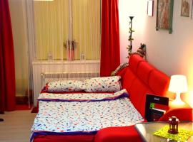 Hotel kuvat: Room in private house near Bus Station