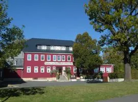 Zum Roten Hirsch im Grünen Wald, hotel in Saalfeld