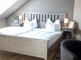 Hotel Photo: Weddeler Hof