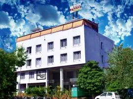 Hotel Rajhans Regent