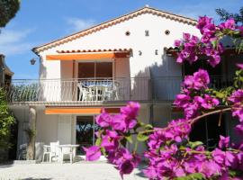 Location Corsica, hotel a Cavalaire-sur-Mer
