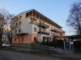 A picture of the hotel: Apartment Mrstikova