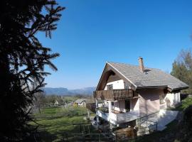 A picture of the hotel: Lakeview Apartment Maja near Bled