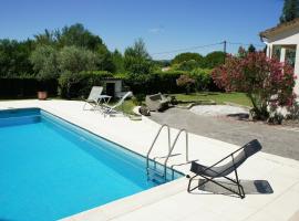 Hotel Photo: Cozy Holiday Home in Moussac South of France with Terrace