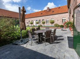 A picture of the hotel: Delightful cottage surrounded by nature