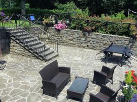 Hotel Photo: Spacious Holiday Home in Piano degli Ontani with Garden