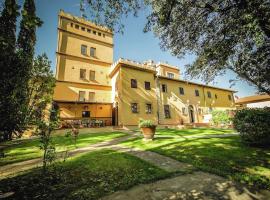 ホテル写真: Spacious Villa in Tuscany with a Pool