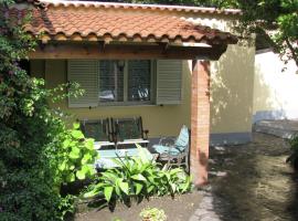 Hotel Foto: Cozy Holiday Home in Barano d'Ischia Pool