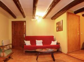 Hotel Photo: Cozy Cottage in Nulles with Beach Nearby