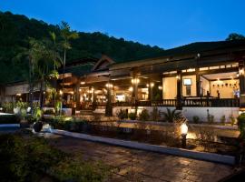 Perhentian Island Resort, hotel u gradu Perentian Ajland