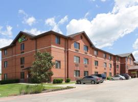 Hotel Photo: Baymont by Wyndham Bedford-Dallas