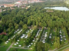 A picture of the hotel: KNAUS Campingpark Leipzig