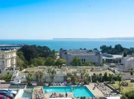 TLH Carlton Hotel - TLH Leisure, Entertainment and Spa Resort