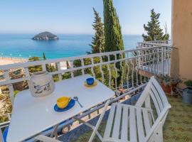 A picture of the hotel: Golfo dell'Isola Appartamento