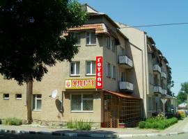 A picture of the hotel: Удеч