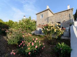 होटल की एक तस्वीर: Anassa Traditional Stone House