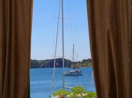 Hotel fotoğraf: Seafront Rooms