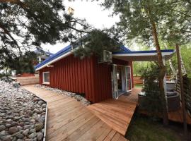 Namelis poilsiui prie jūros, hotelli kohteessa Klaipėda