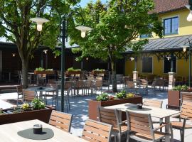 Hotel Photo: Thalinger Hof