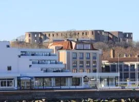 Strand Hotell Borgholm, hotel in Borgholm