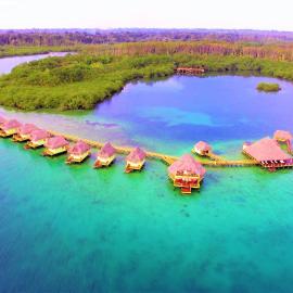 Punta Caracol Acqua Lodge