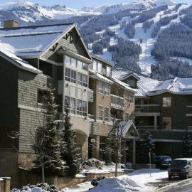 Tyndall Stone Lodge by Whiski Jack, hotel in Whistler