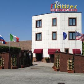 Hotel Motel Flower, hotel Novi Liguréban