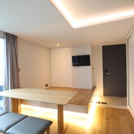 Angel Hotel, hotel Puszanban