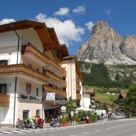 Hotel Italia, hotel em Corvara in Badia