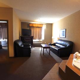 Lakeview Inns & Suites - Fort Nelson, Hotel in Fort Nelson