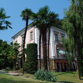 Hotel&Hostel Montarina، فندق في لوغانو
