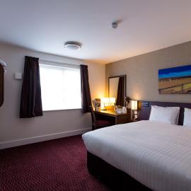 Sessile Oak, Llanelli by Marston's Inns โรงแรมในลาแนคลี