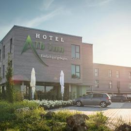 Alb Inn - Hotel & Apartments, hotel di Merklingen
