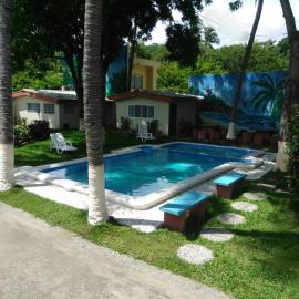 Hotel Rincón Familiar con Piscina, cerca de la playa y restaurante, ξενοδοχείο σε La Libertad
