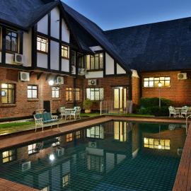 Bulawayo में, होटल Cresta Churchill Hotel