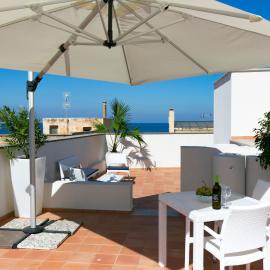 ZIBIBBO SUITES & ROOMS - Aparthotel in Centro Storico a Trapani, hotell i Trapani
