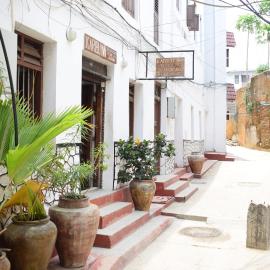Karibu Inn، فندق في مدينة زنجبار