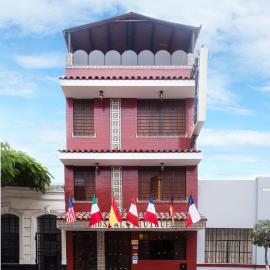 Hostal Iquique, hotel u Limi
