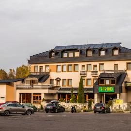 Hotel Kamei, hotel in Snina